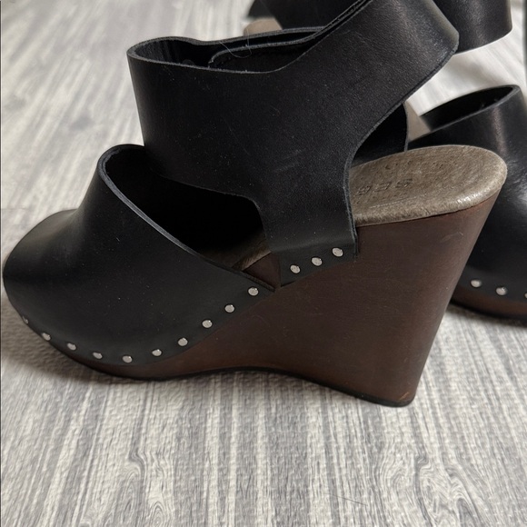 See By Chloe Black Leather Wedge Women's Sandals Size 36 - Picture 4 of 8